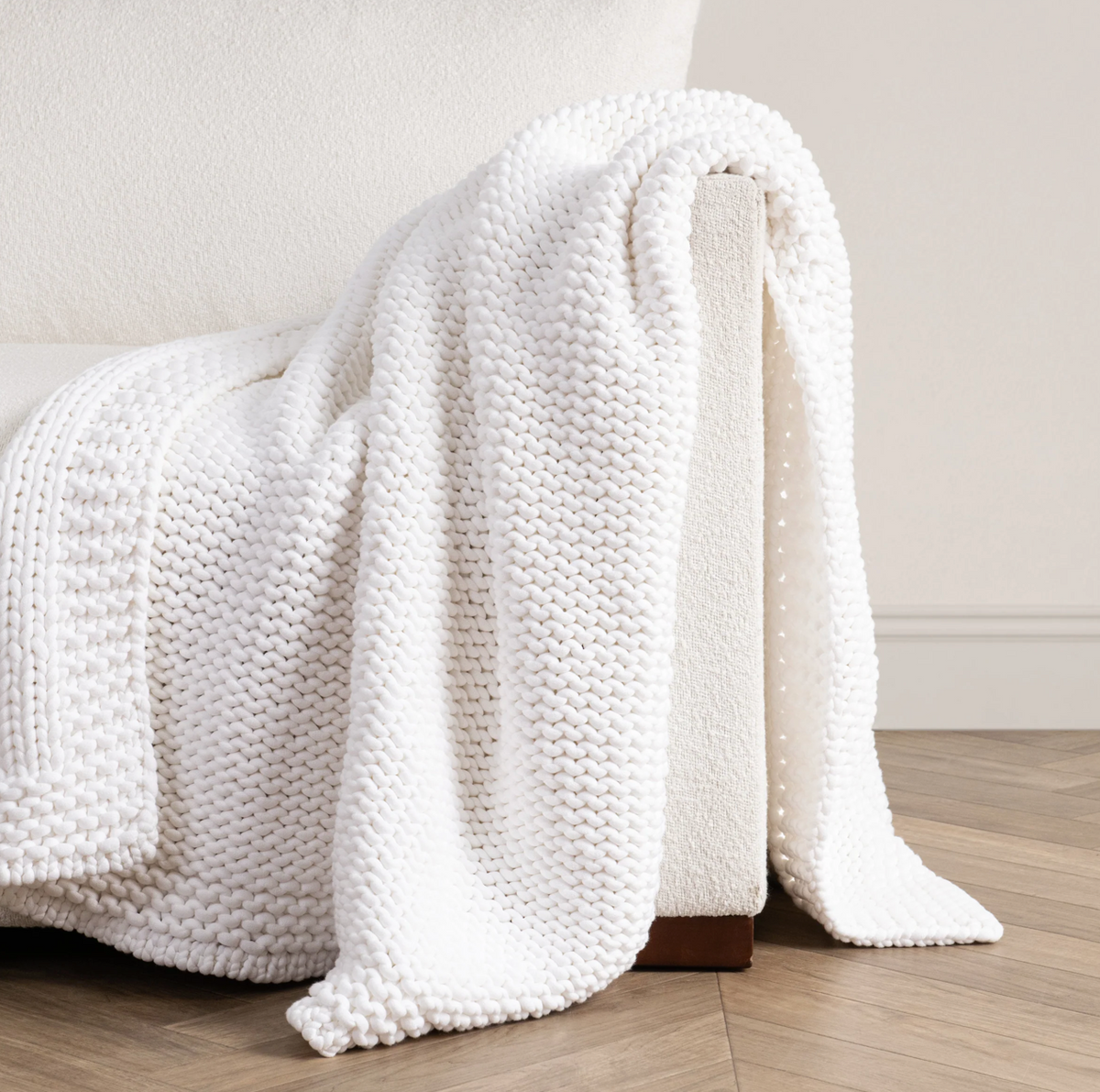 Dyne Throw | White