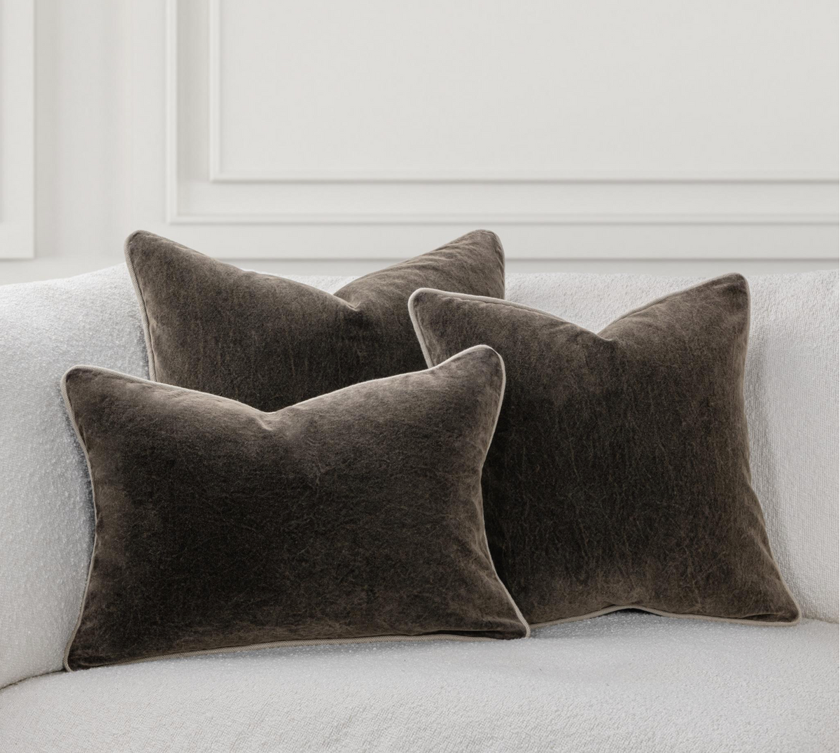 Heirloom Velvet Pillow | Dark Clove
